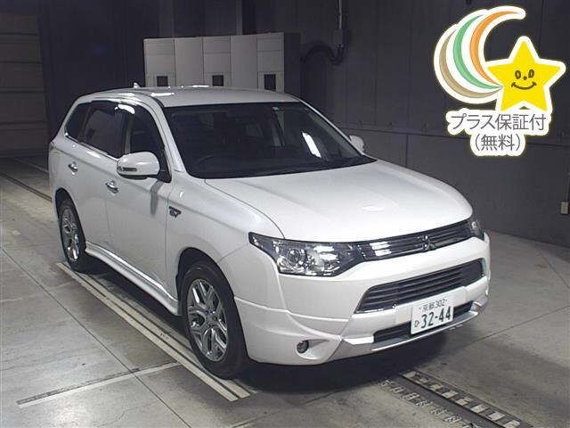 8013 MITSUBISHI OUTLANDER PHEV GG2W 2014 г. (JU Gifu)